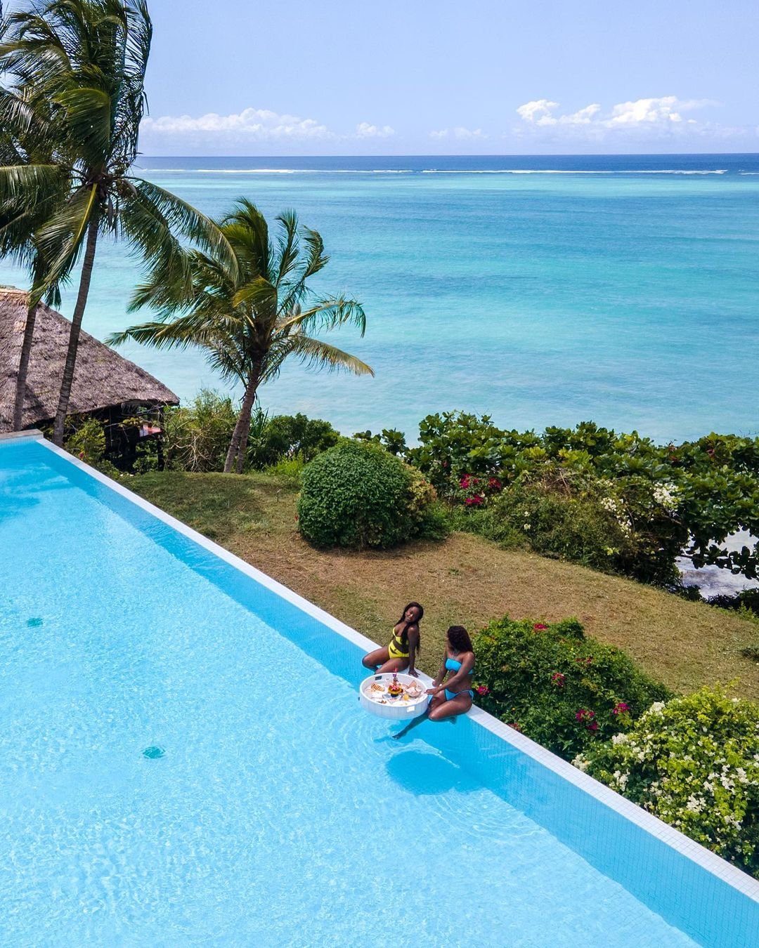 Playa del océano Índico en Tanzania