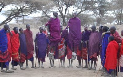 Masáis en el lago Natron